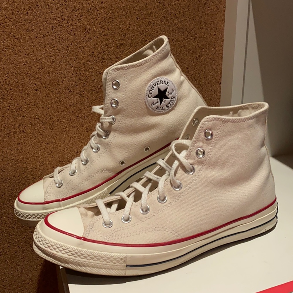 Chuck Taylor’s 70 10.5 mens shoe size.